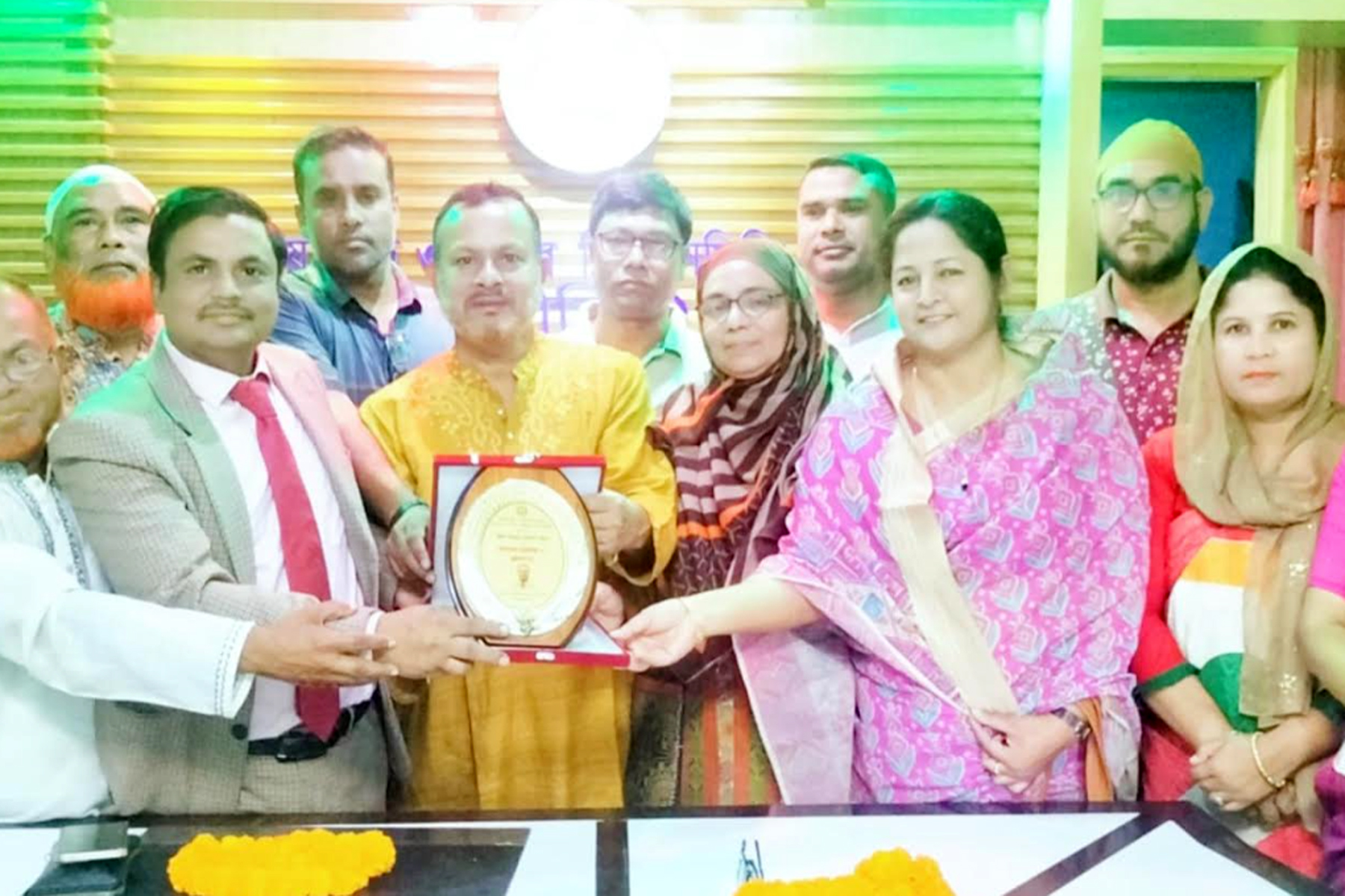 জামালপুরে ক্ষুদ্র ও কুটির শিল্প কেন্দ্রীয় সংস্কার কমিটির আহবায়ককে সংবর্ধনা