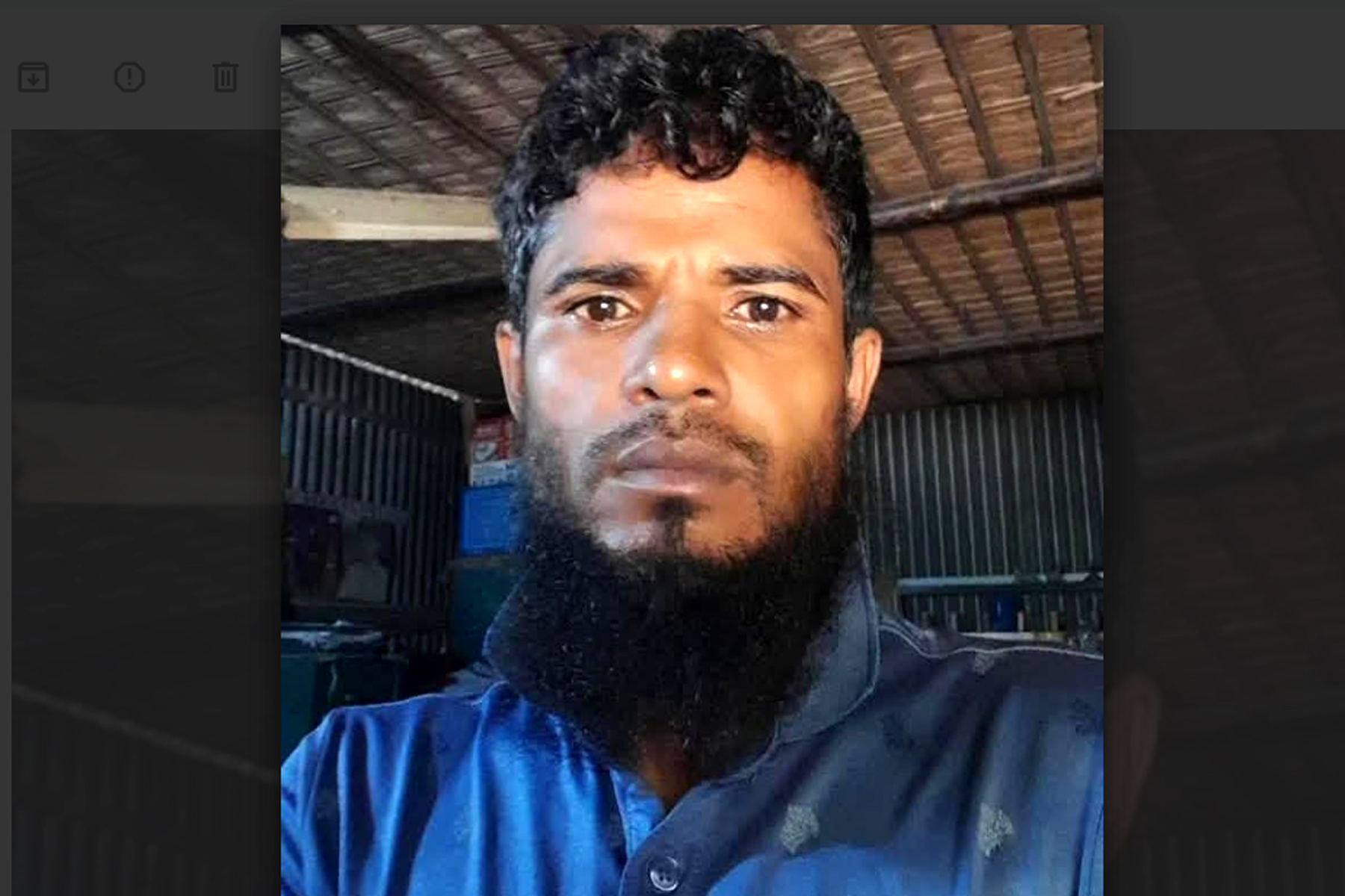 বাস চাপায় মারা গেলেন ইউপি সদস্য