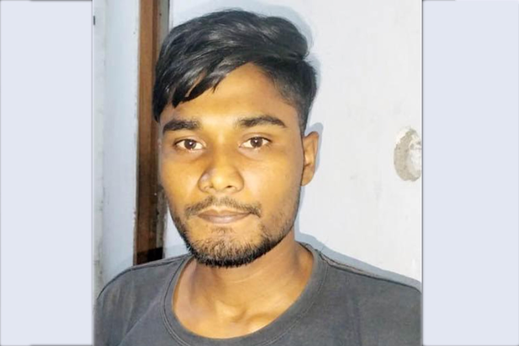 ধুনটে ঘরে ঢুকে স্কুলছাত্রীকে শ্লীলতাহানী, বখাটে গ্রেপ্তার