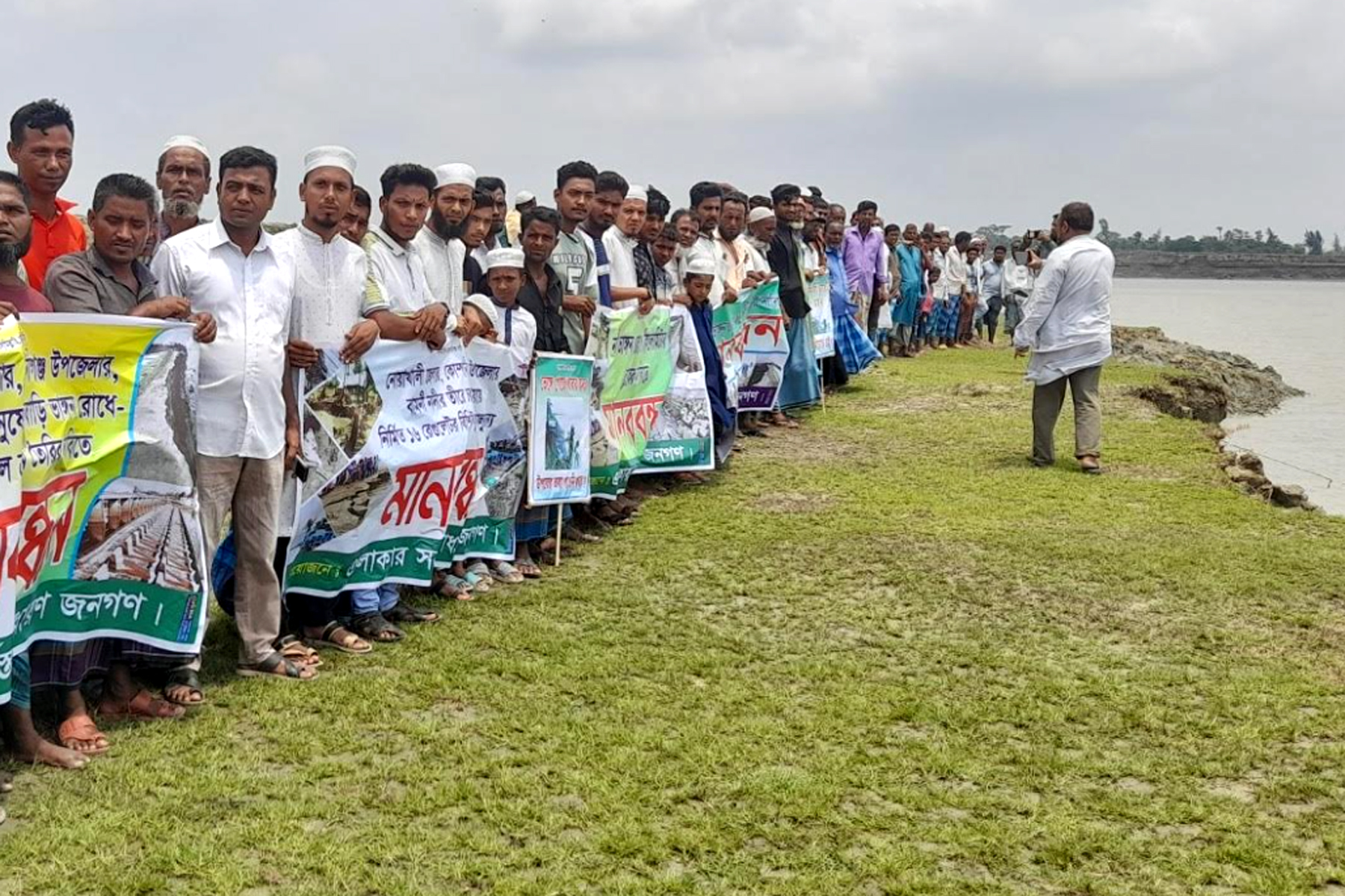 বামনী নদীর ভাঙন রোধে ক্লোজার নির্মাণ ও ব্লক স্থাপনের দাবি