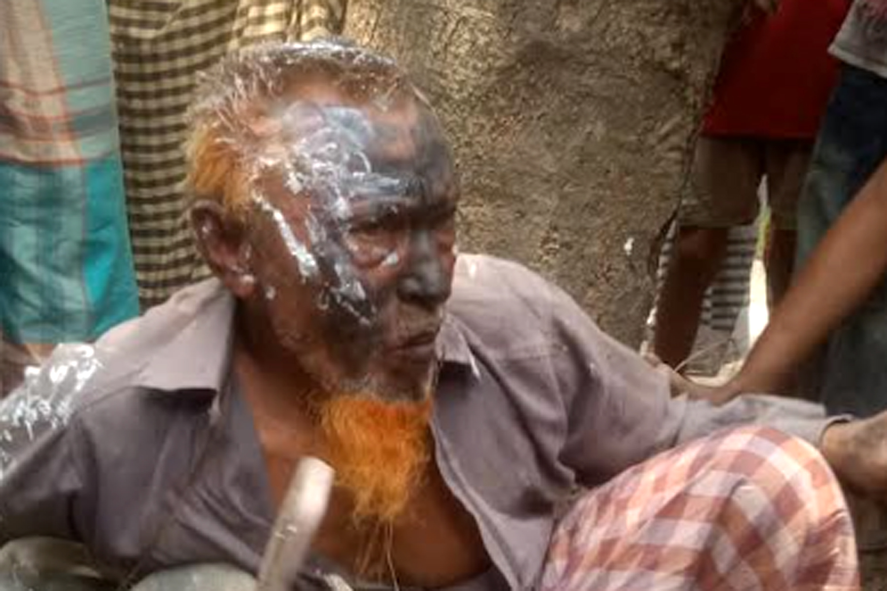 দুর্গাপুরে ৮ বছরের শিশুকে ধর্ষণচেষ্টা, জনতার হাতে আটক সেই বৃদ্ধ