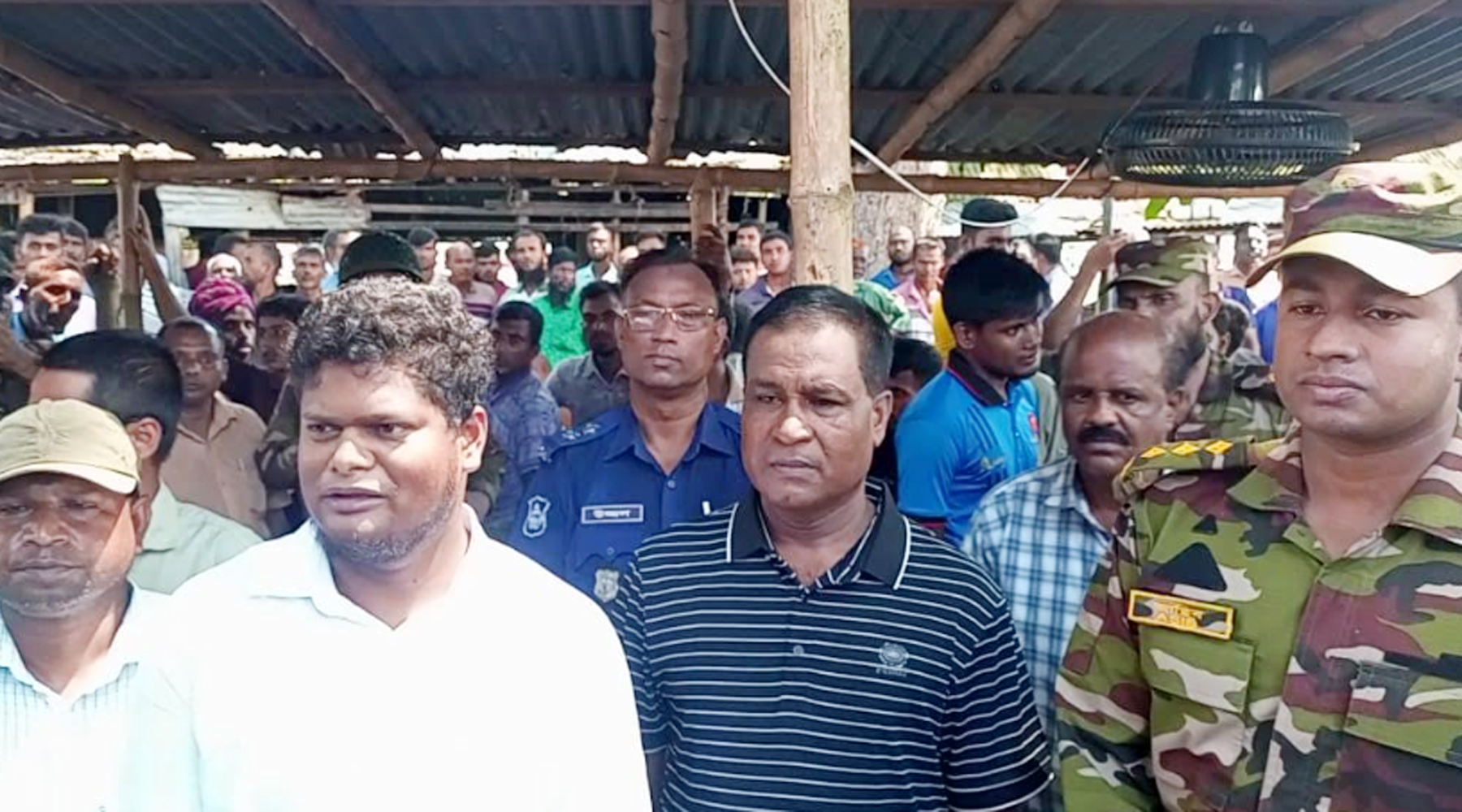 ভরতখালী গো-হাটে অতিরিক্ত টোল আদায়ে জরিমানা