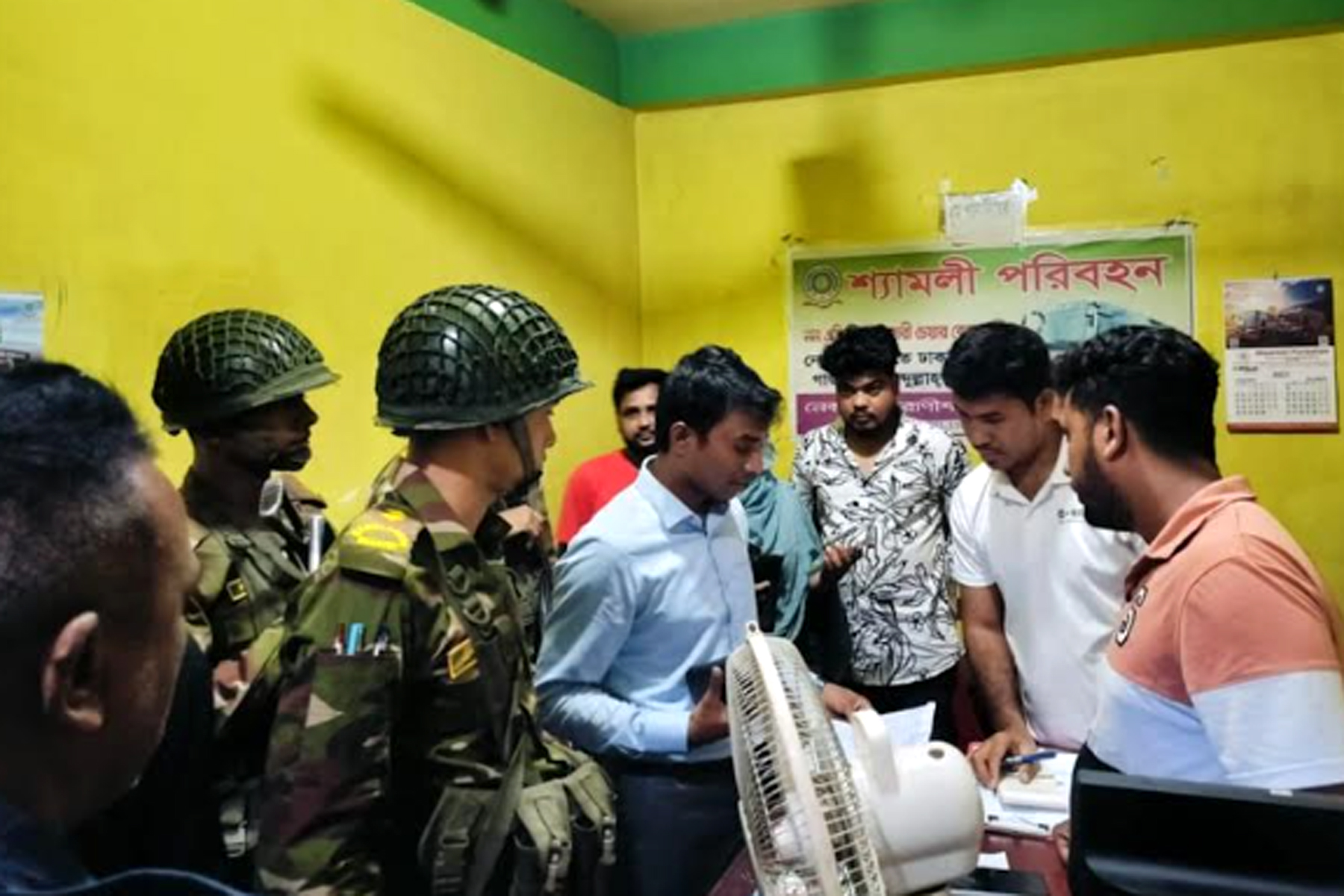 যৌথ বাহিনীর অভিযানে অতিরিক্ত ভারা বন্ধ