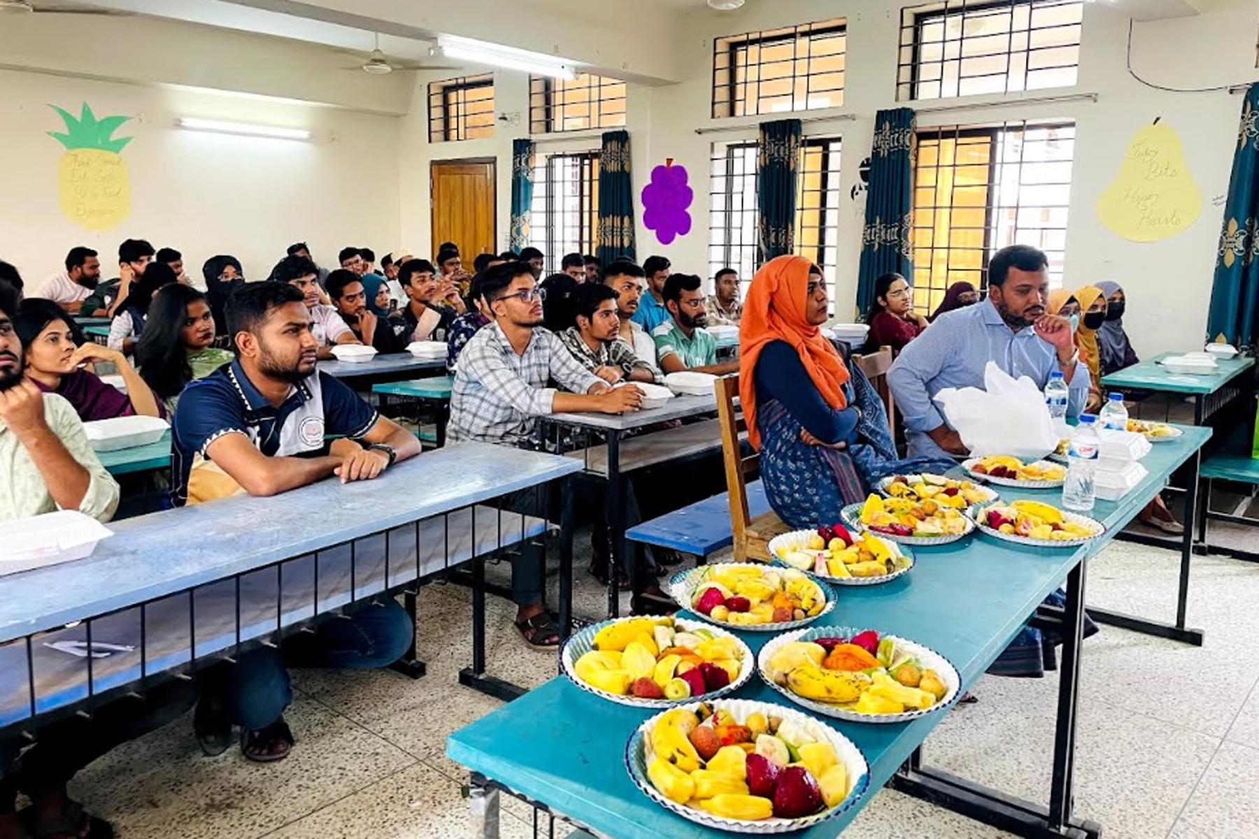 ফুড ইঞ্জিনিয়ারিং বিভাগের পক্ষ থেকে “Fruits  Festival” অনুষ্ঠিত হয়েছে