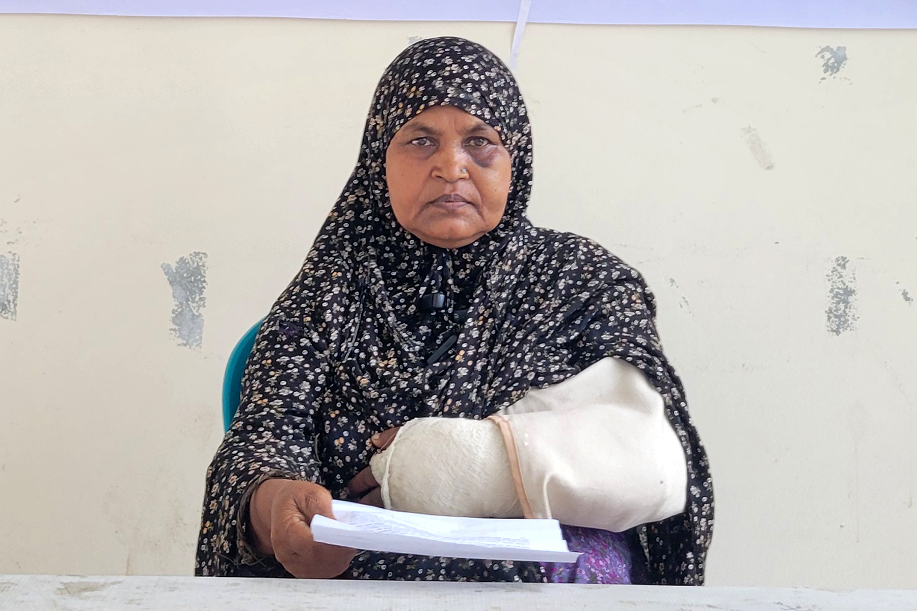 নাতী-নাতনী আর তালাকপ্রাপ্ত মেয়ে নিয়ে আতঙ্কে আছেন বৃদ্ধ ছালেহা বেগম
