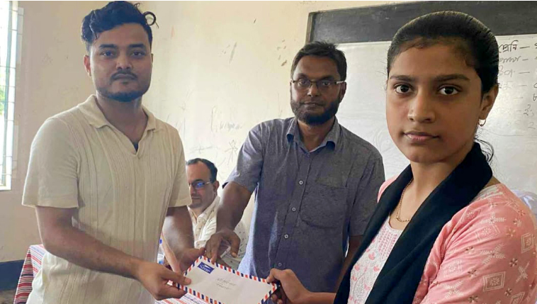 নাসিরনগরে কৃতি শিক্ষার্থীদের মাঝে বৃত্তি প্রদান