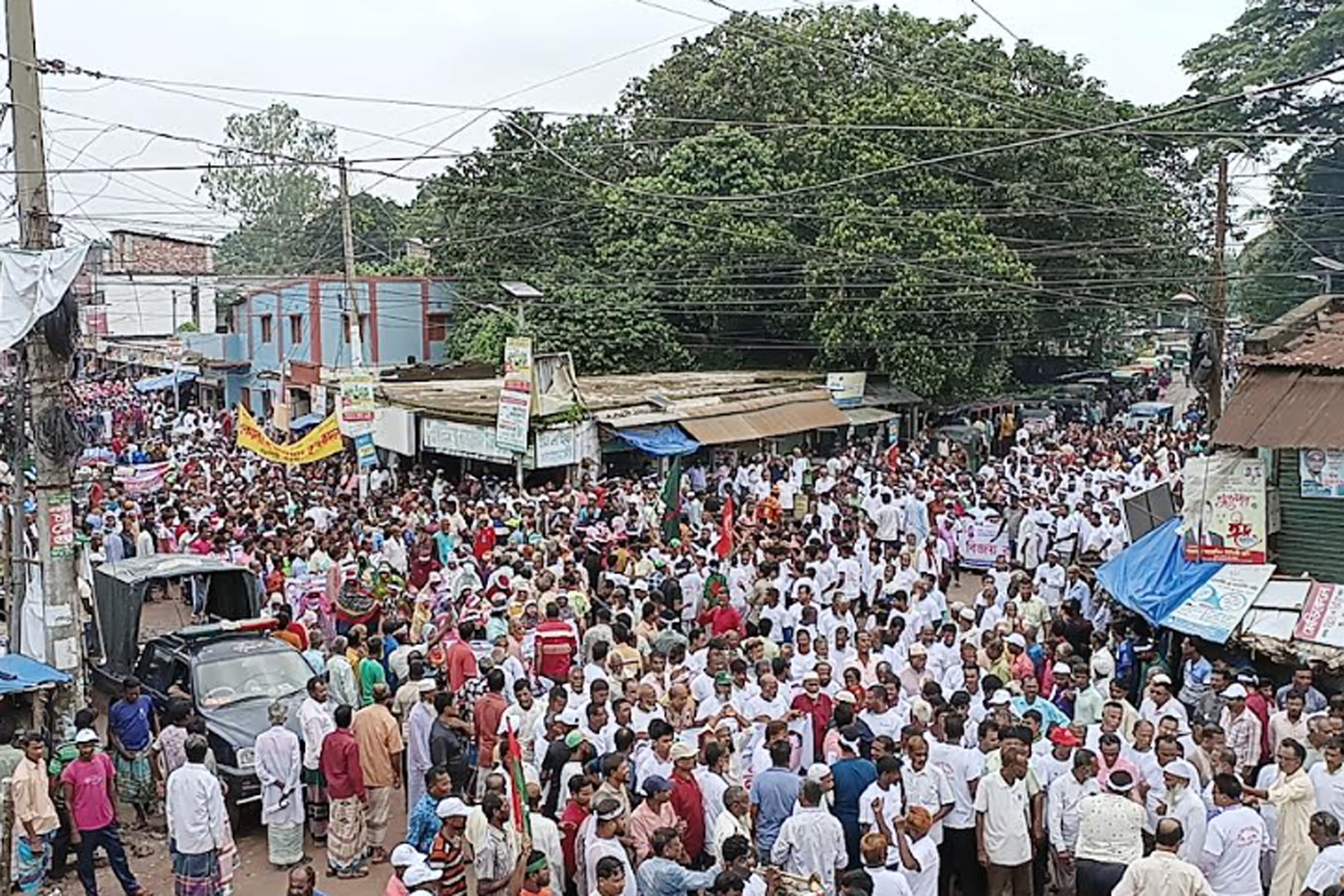 বদলগাছীতে আওয়ামী ফ্যাসিবাদের পতন বর্ষপূর্তি উপলক্ষে বিএনপির বিজয় র‍্যালি