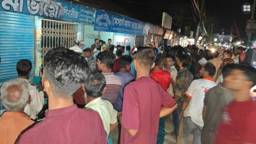সাদুল্লাপুরে পাওনা টাকা নিয়ে সালিশ বৈঠকে সংঘর্ষ, দুই মামলায় গ্রেপ্তার ৩