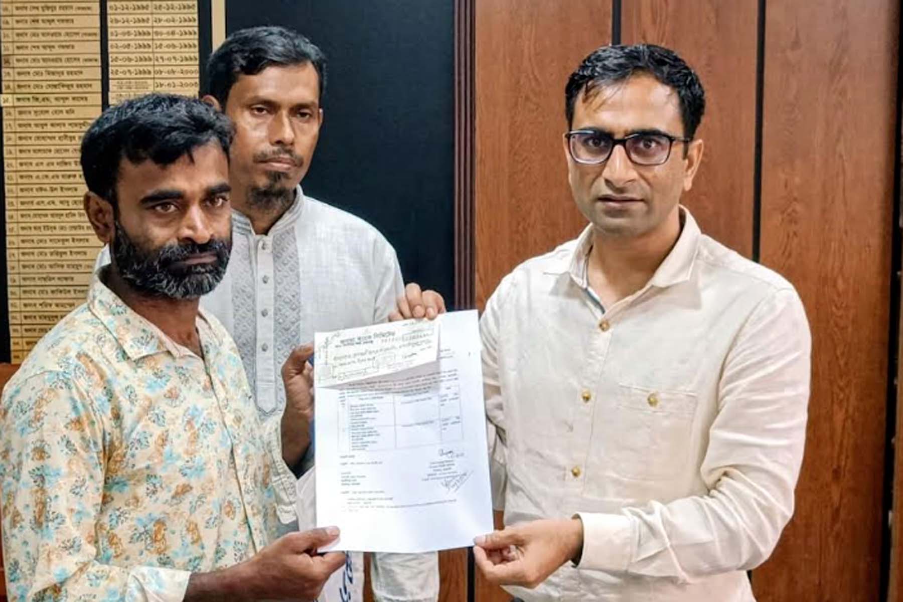 সড়ক দুর্ঘটনায় মা হারা শিশুর পরিবারের পাশে ইউএনও