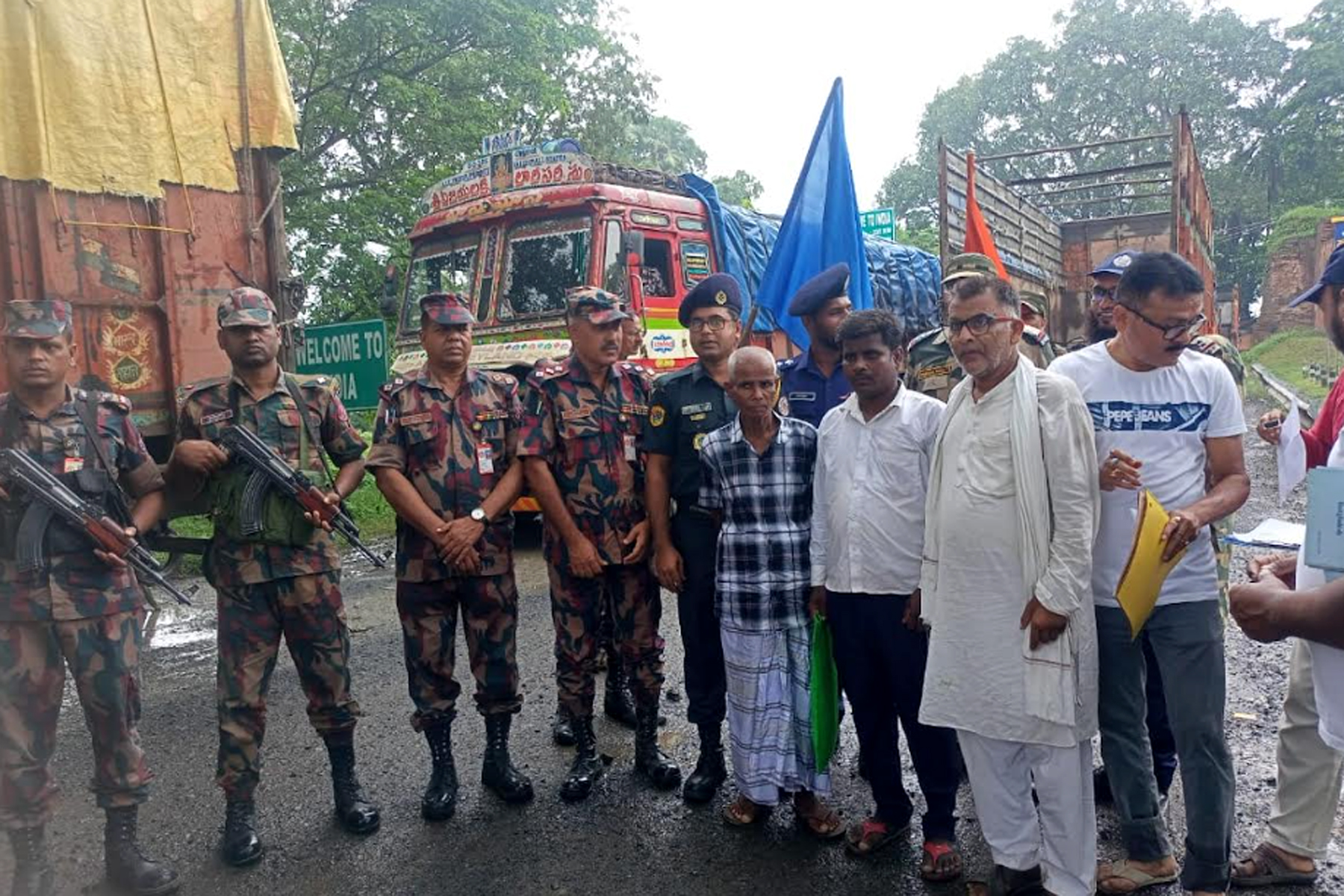 চাঁপাইনবাবগঞ্জ কারাগারে সাজা খেটে ভারতে ফিরলেন রামদেব মাহাতো