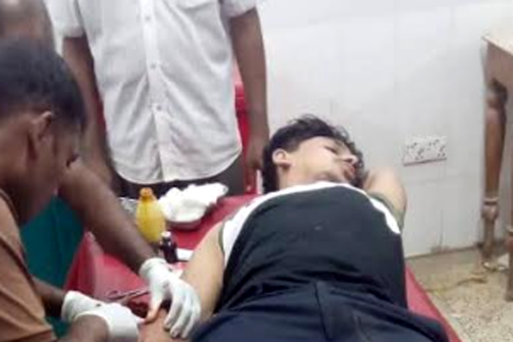 ছিনতাইকারীর হামলায় গোবিপ্রবি শিক্ষার্থী গুরুতর আহত