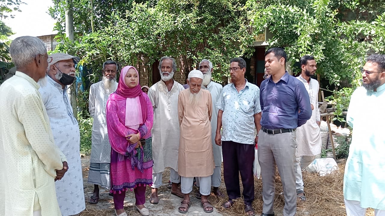 হাসিনা পতনের পর মুক্তিযোদ্ধাদের জমি দখল