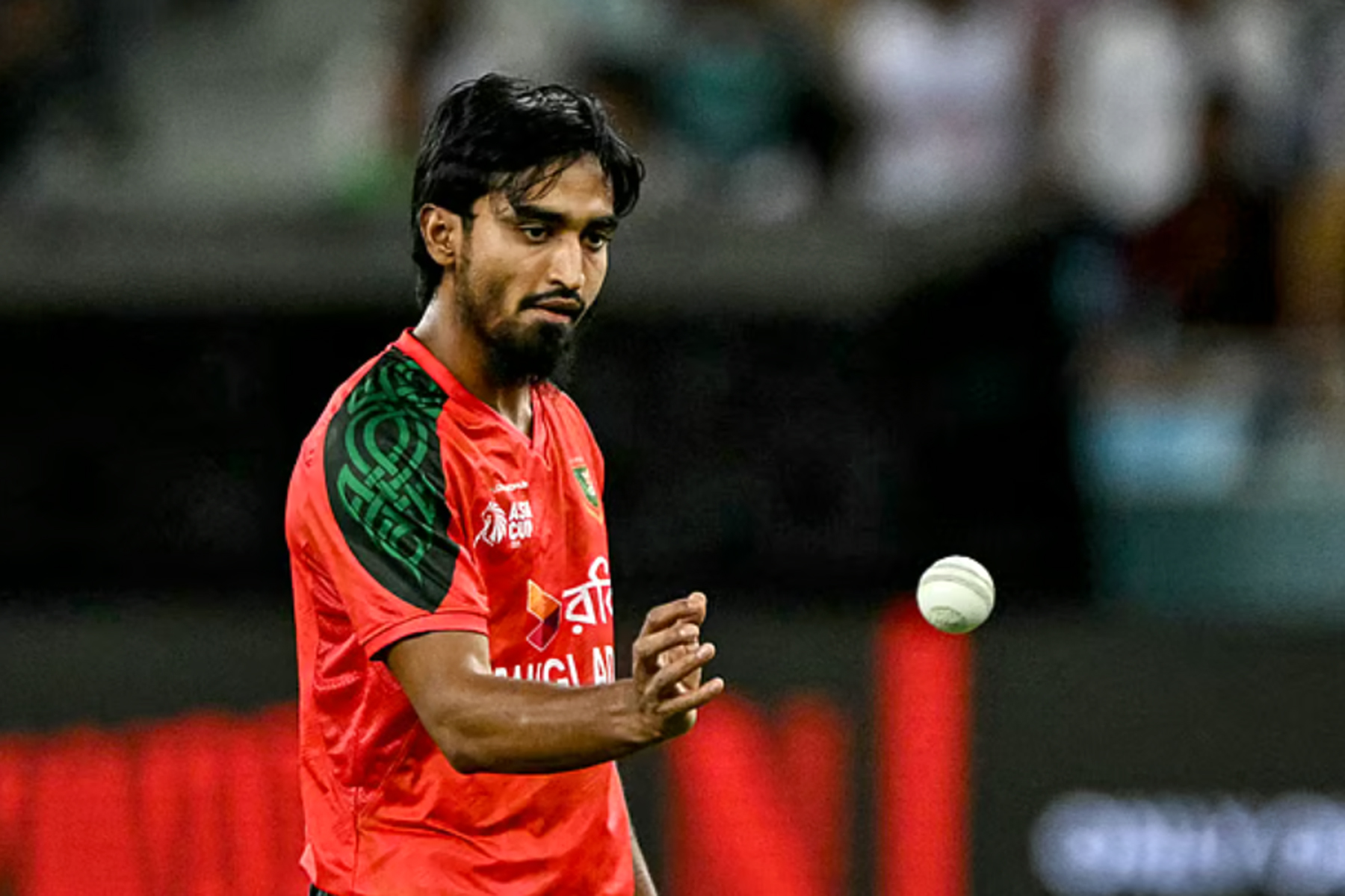 বাংলাদেশ-ভারত: ভারতের কাছে বাংলাদেশের অসহায় আত্মসমর্পণ