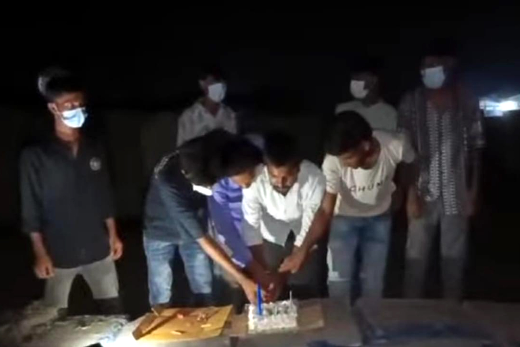 মাস্ক পড়ে শেখ হাসিনার জন্মদিন পালন