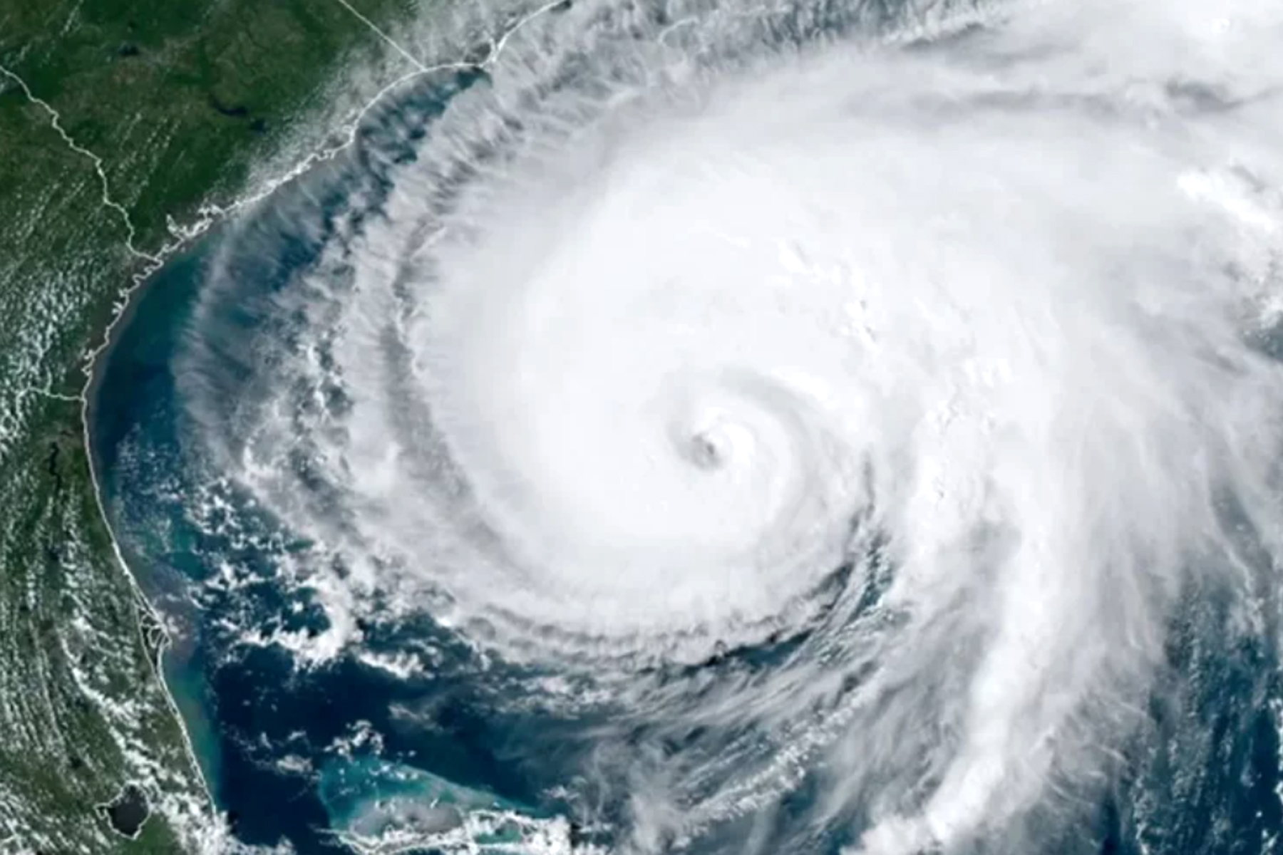 ঘূর্ণিঝড় হতে পারে এ মাসেই, রয়েছে বন্যার শঙ্কা