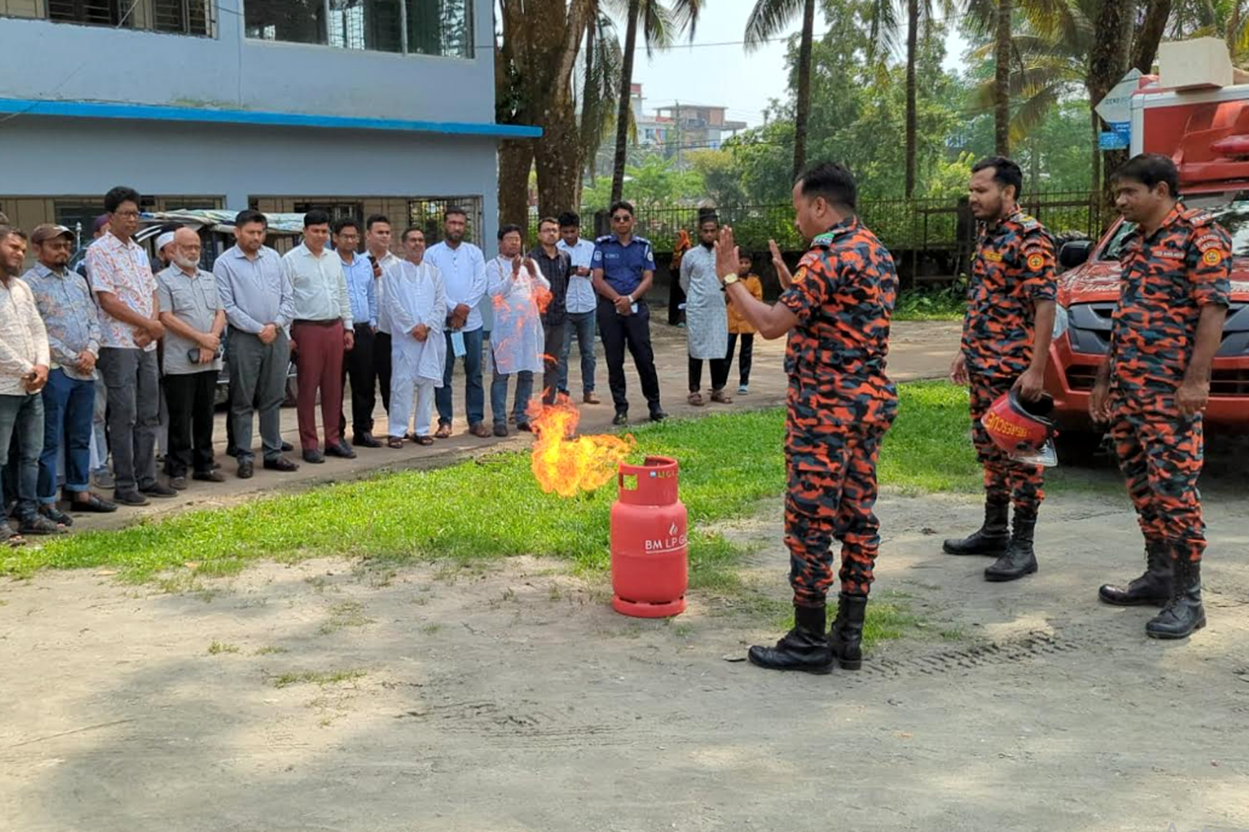 মির্জাগঞ্জে দুর্যোগ প্রশমন দিবস পালিত