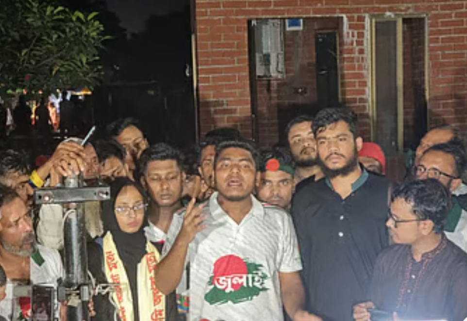 রোববার মহাসড়ক অবরোধের ডাক জুলাই যোদ্ধাদের