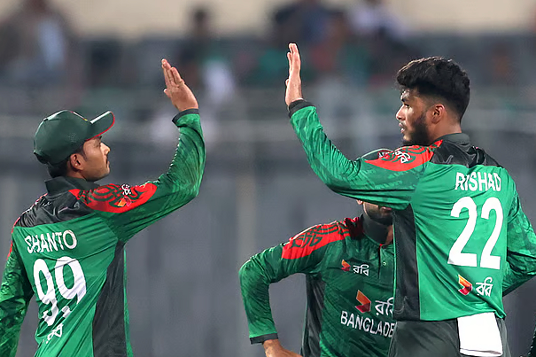 রিসাদের ৫ উইকেট, উইন্ডিজকে চেপে ধরেছে বাংলাদেশ