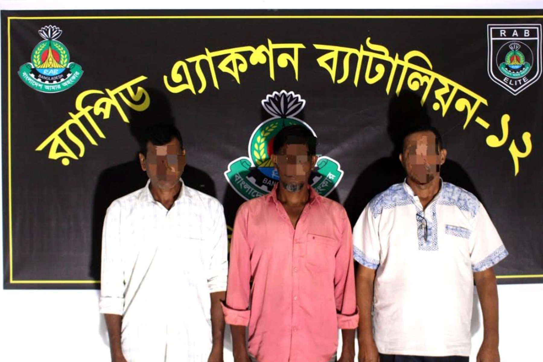 উল্লাপাড়ায় ৯৪ কেজি ওজনের কষ্টি পাথরের শিব মূর্তি উদ্ধার