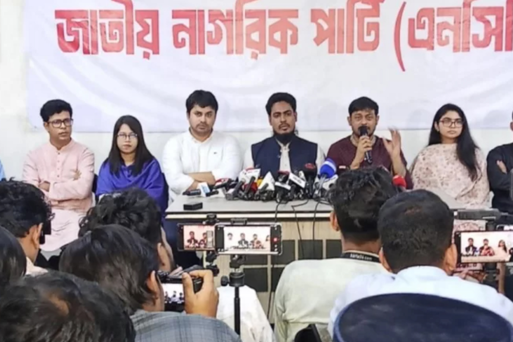 স্পষ্ট ব্যাখ্যা ছাড়া জুলাই সনদে স্বাক্ষর করবে না এনসিপি