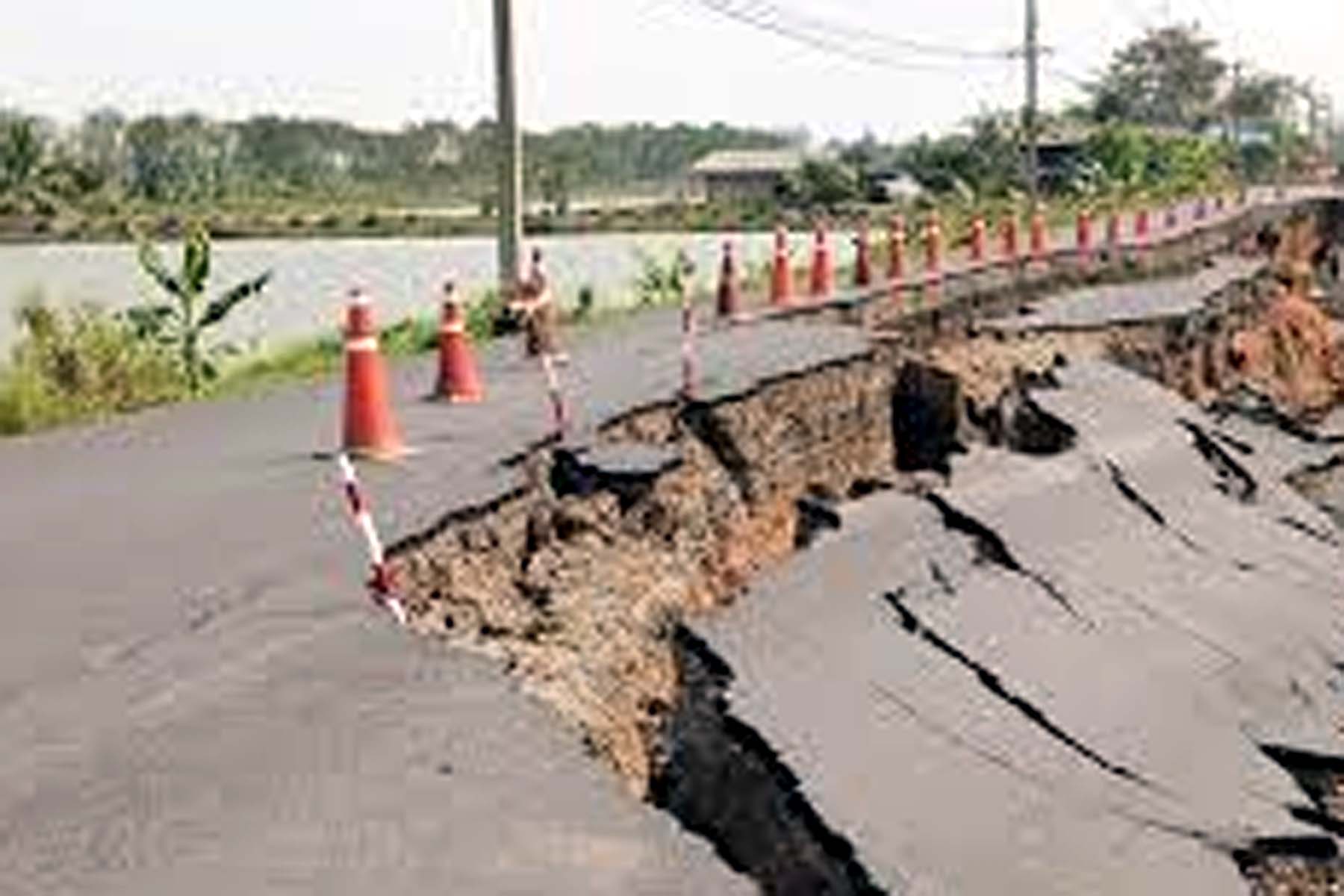 দেশে আবার ভূমিকম্প অনুভূত; মৃতের সংখ্যা ১০