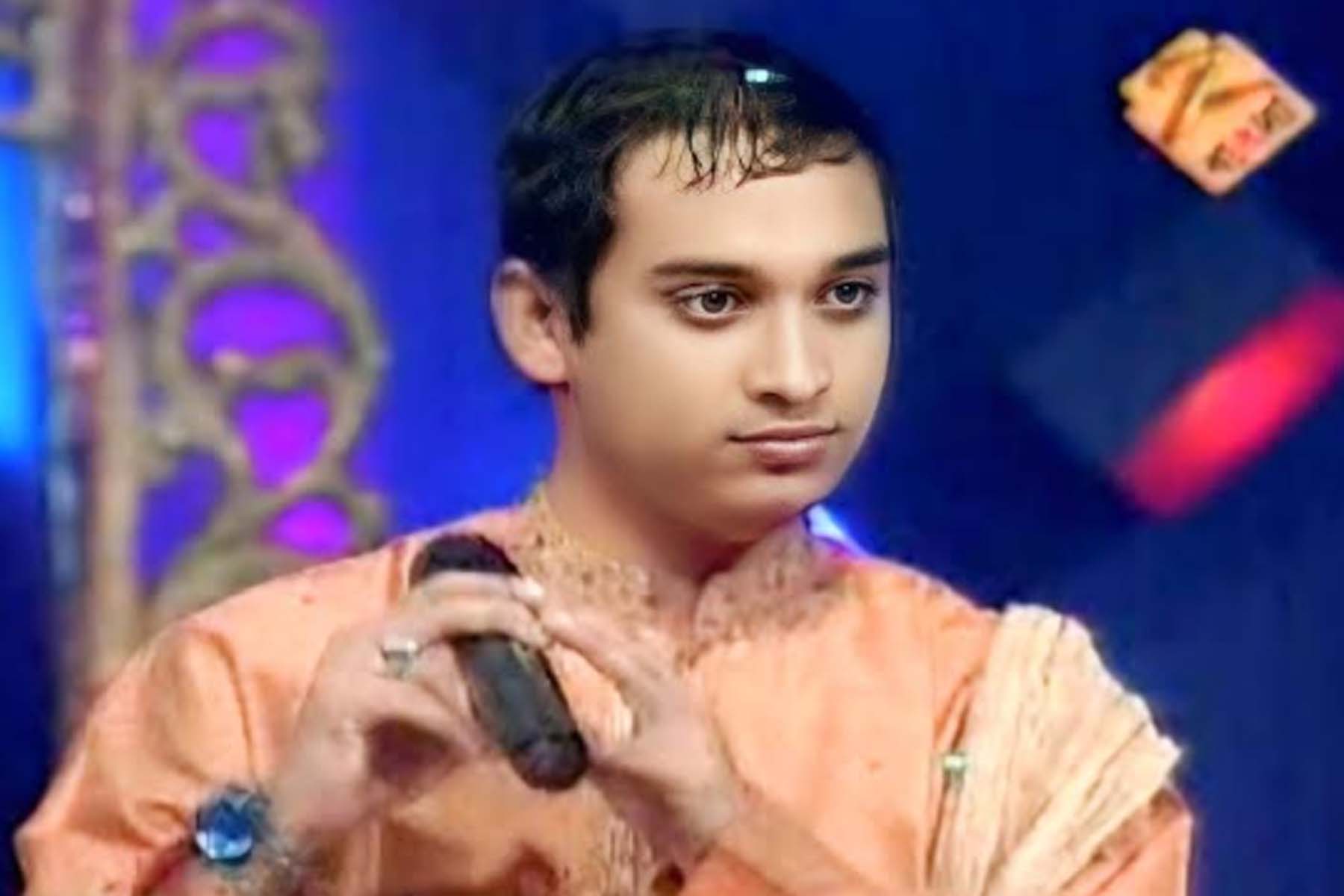 ১৭ টি দেশে গান করা শিল্পী আজ নীরব কেন? 