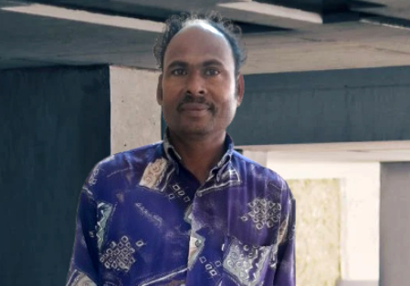 চা খেতে গিয়ে ধরাপড়ল সাজাপ্রাপ্ত আসামি