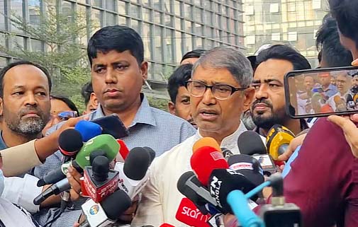 খালেদা জিয়ার কোনোই উন্নতি হয়নি; আজম খান 