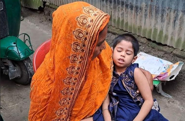   শিশু রুকাইয়া চিকিৎসা বঞ্চিত বৃত্তবানদের এগিয়ে আসার অনুরোধ 