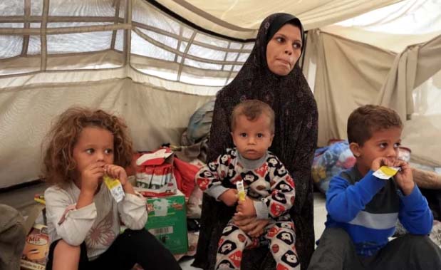 তাদের বেঁচে থাকার লড়াই আরও কঠিন করছে শীত ও দুর্ভিক্ষ