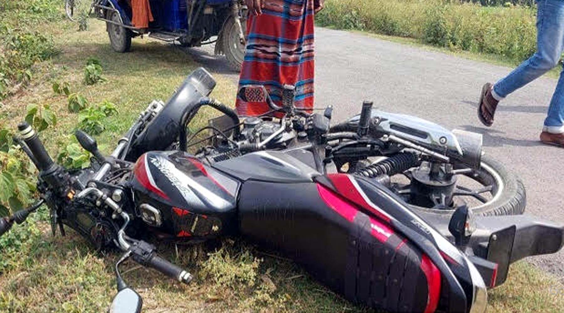 মোটরসাইকেল দুর্ঘটনায় দুই ভাই নিহত 