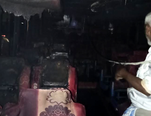 নোয়াখালীতে টার্মিনালে থাকা বাসে আগুন