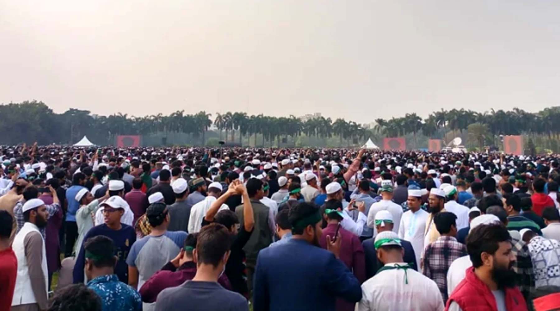 হাদির জানাজায় জনস্রোত, শোকে উত্তাল রাজধানী