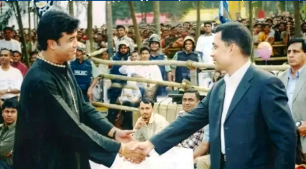 তারেক রহমানের দেশে ফেরার দিনে নায়ক মান্নার সঙ্গে ছবি ভাইরাল