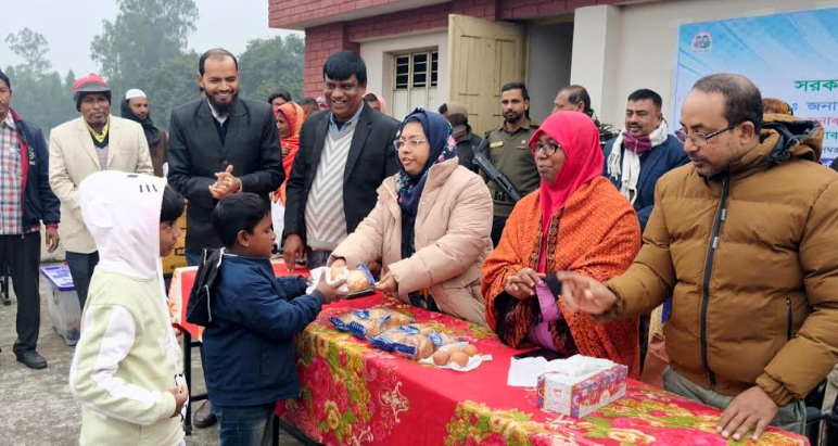 বিরামপুরে ১১৬টি সরকারি প্রাথমিক বিদ্যালয়ে ফিডিং কর্মসূচি চালু