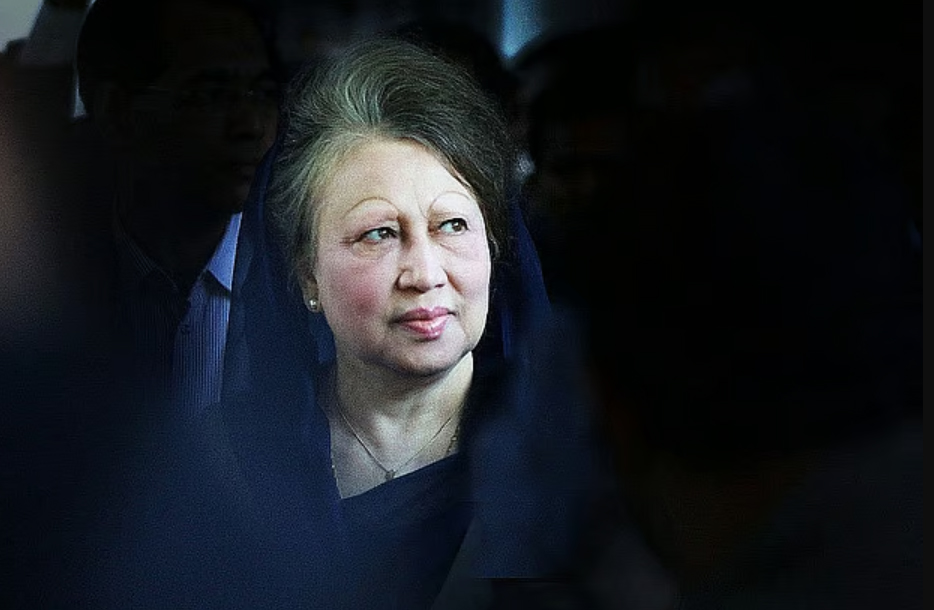 সব চেষ্টা ব্যার্থ, চলে গেলেন সাবেক প্রধানমন্ত্রী