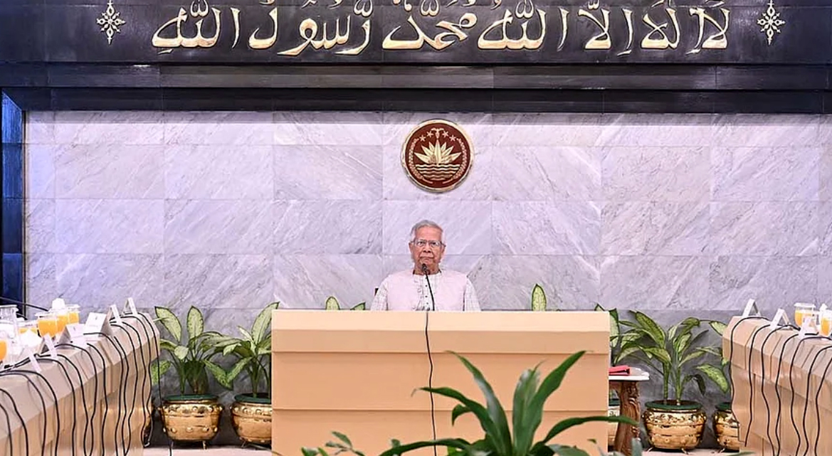 মোবাইল ফোন আমদানিতে শুল্ক কমল ১৫ শতাংশ: দেশীয় উৎপাদনেও বিশেষ ছাড়