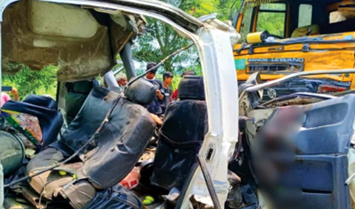 গত বছর সড়কে বেড়েছে মৃত্যু ও হাহাকার