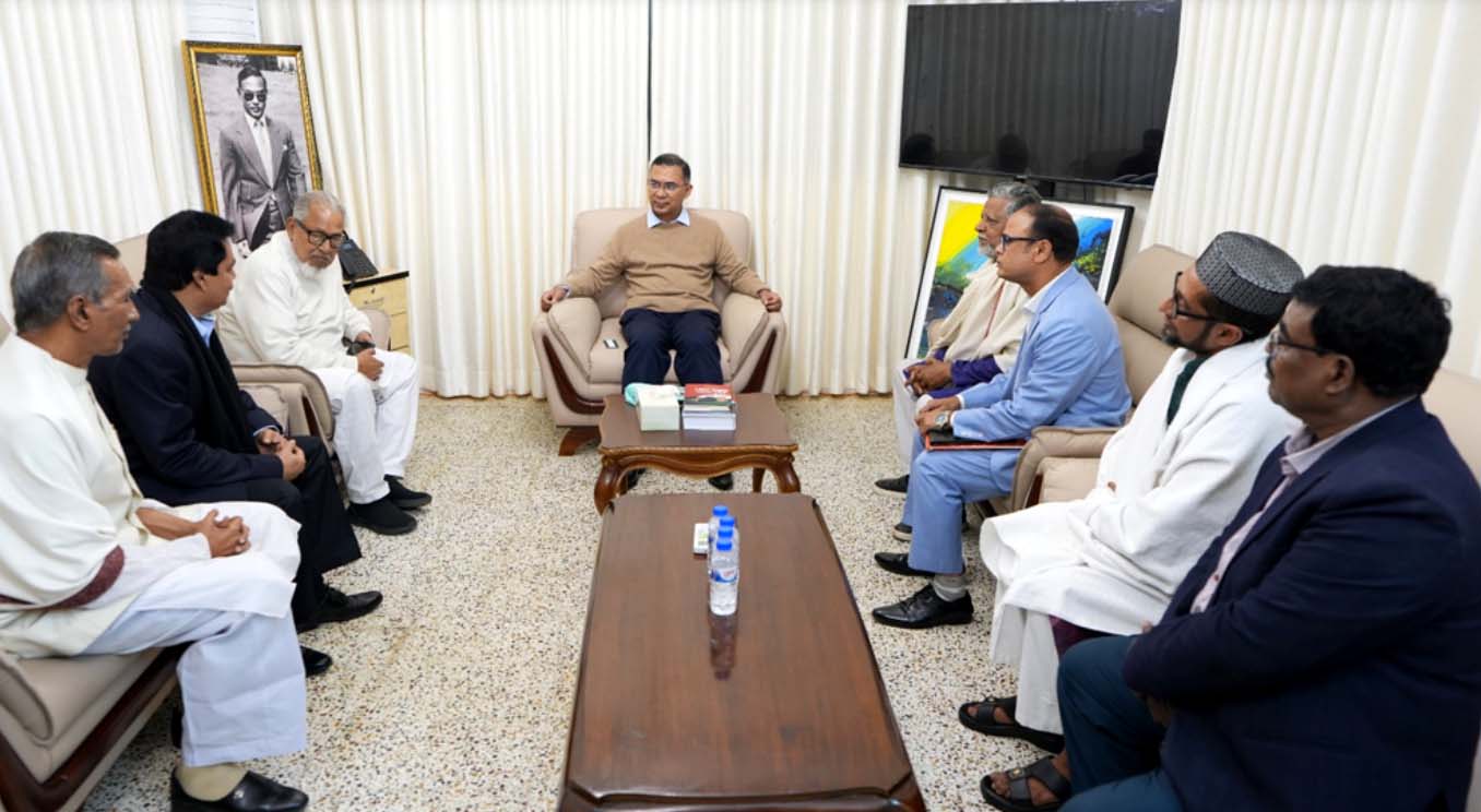 রাজনৈতিক সৌজন্য ও ঐক্য সুসংহতিতে গুলশানে বিএনপি ও ১২ দলীয় জোটের বৈঠক