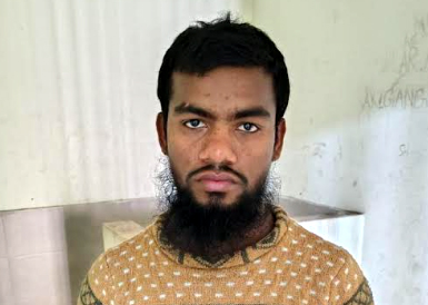 নোয়াখালীতে ৫ বছরের শিশুকে ধর্ষণচেষ্টা: অভিযুক্ত মাদরাসা শিক্ষক গ্রেপ্তার