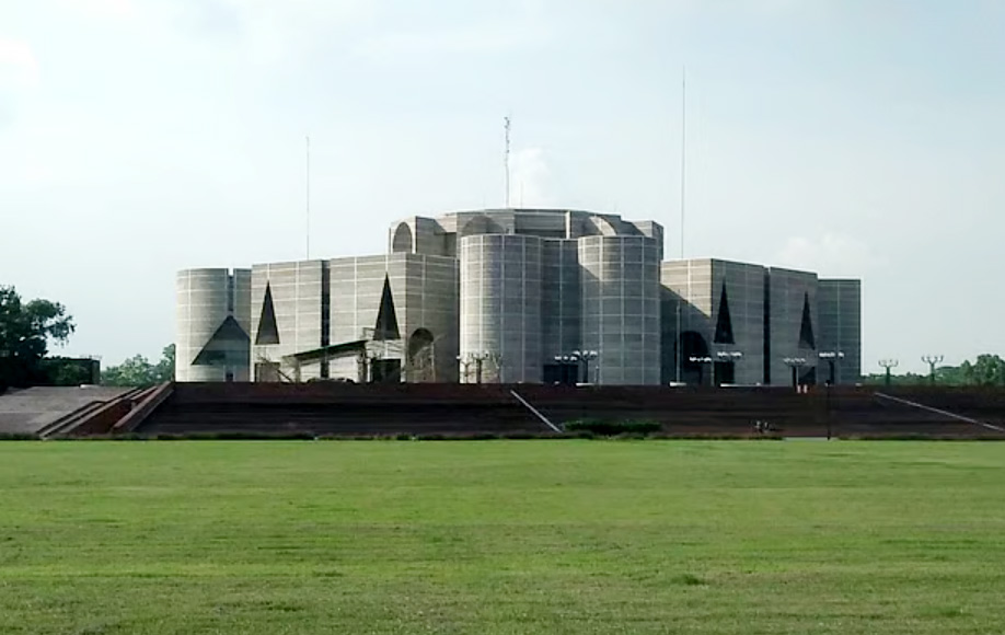 মঙ্গলবার শপথ নিচ্ছেন নতুন সংসদ সদস্যরা: সরকার গঠনের চূড়ান্ত প্রস্তুতি