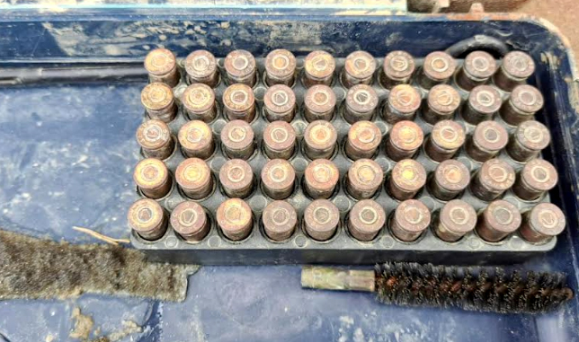 সিংড়ার নদীতে পড়ে থাকা প্লাস্টিকের বক্সে মিললো ৫০  রাউন্ড পিস্তলের গুলি