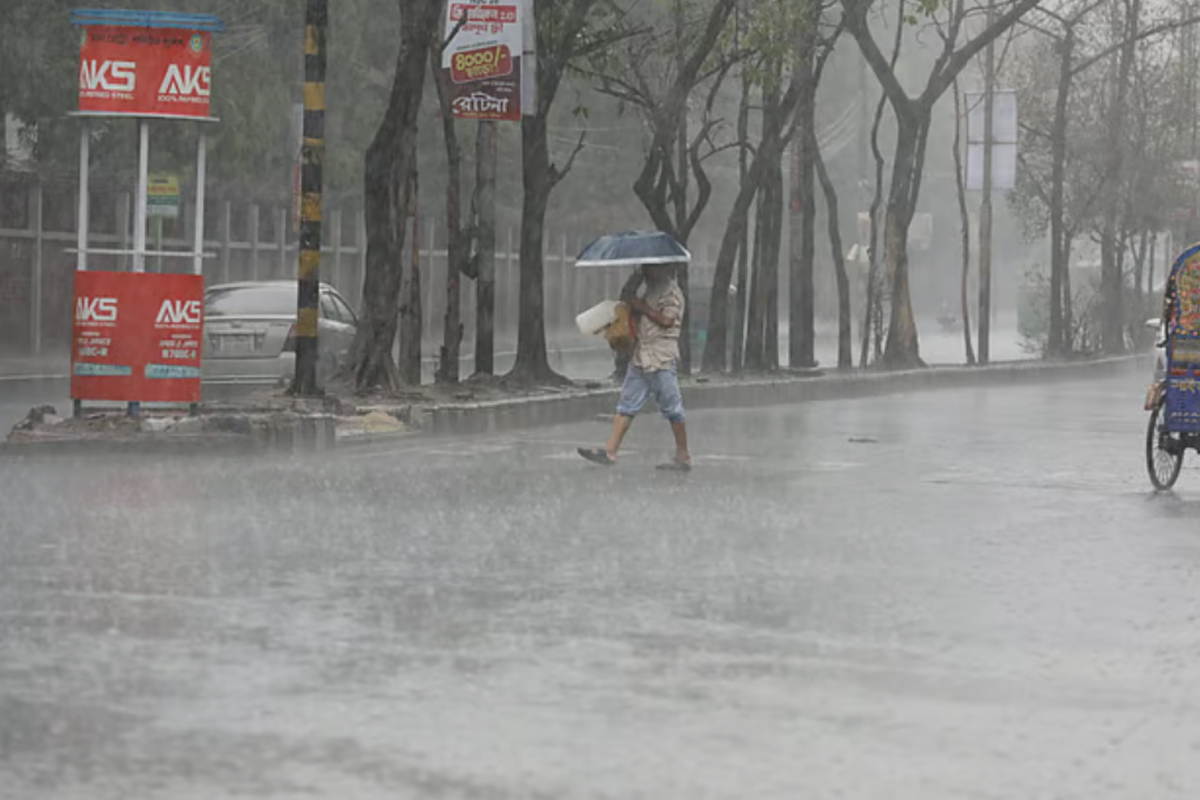 ঈদের দিনও বৃষ্টির শঙ্কা, দেশজুড়ে থাকতে পারে মেঘের আনাগোনা
