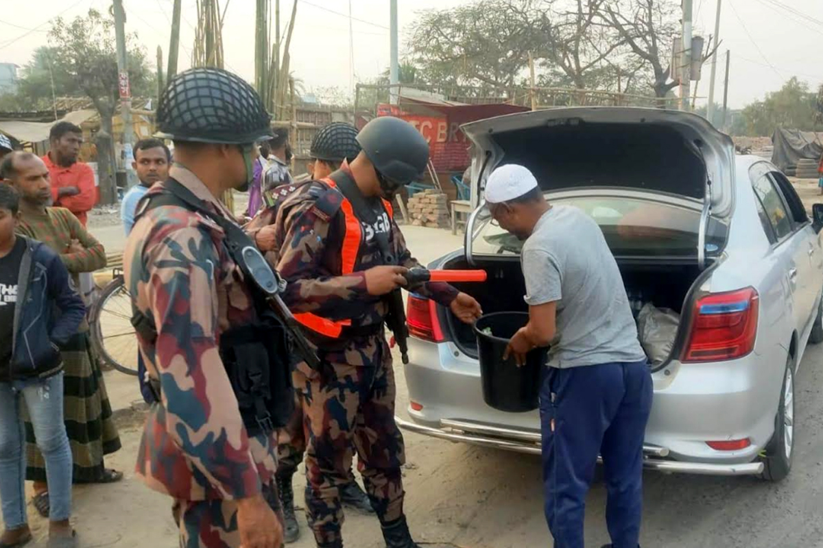 সাতক্ষীরা সীমান্তে তেল পাচার রোধে বিজিবির কঠোর নজরদারি