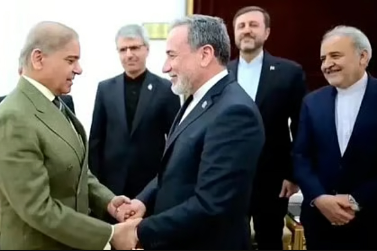 মার্কিন প্রতিনিধি দল আসার আগেই ইসলামাবাদ ছাড়ল ইরান