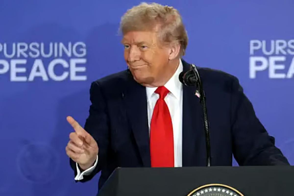 আলোচনার জন্য ইরান চাইলেই ফোন করতে পারে: ট্রাম্প