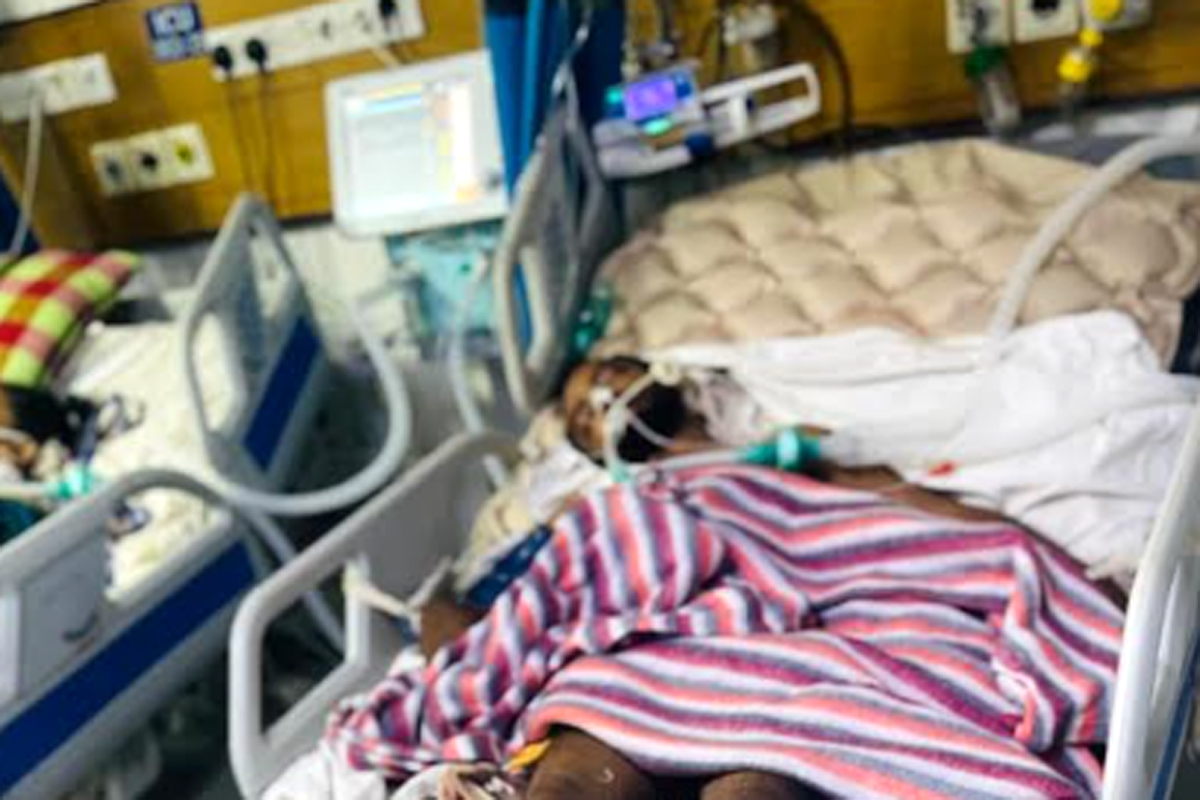 বেগমগঞ্জে বাড়ি থেকে তুলে নিয়ে যুবককে পিটিয়ে হত্যা