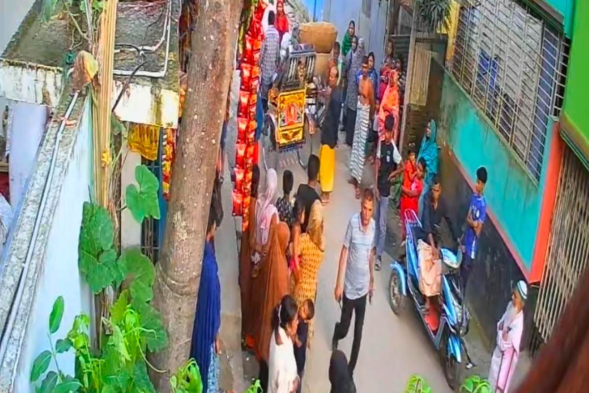 বেড়ায় সিসিটিভি ফুটেজ নিয়ে লঙ্কাকাণ্ড: মামলার এক মাস পর পাল্টা মামলা রেকর্ড