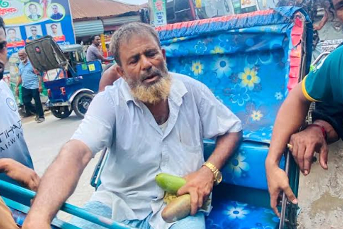 গাছ থেকে দুটি আম পাড়ায় মানসিক ভারসাম্যহীন শিশুকে রাতভর বর্বর নির্যাতন