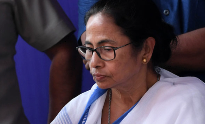 বাংলাদেশ প্রসঙ্গে মন্তব্যের জেরে মমতা ব্যানার্জীর বিরুদ্ধে ইউএপিএ মামলা